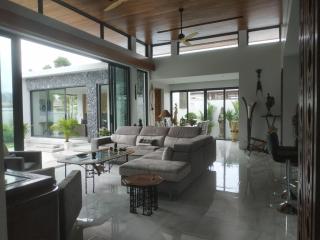 Botanica Modern Loft by RESAVA - - 3