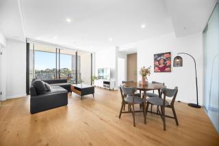 Castle Hill Modern 2BR Apartment - Castle Hill - 4