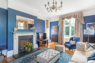 Beautiful Family-Friendly Victorian Rectory - - 9