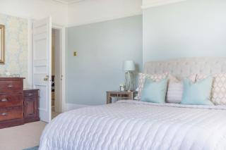 Beautiful Family-Friendly Victorian Rectory - - 5