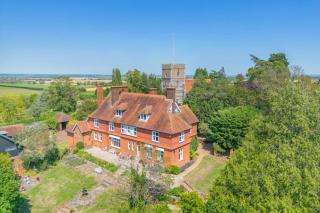 Beautiful Family-Friendly Victorian Rectory - - 0