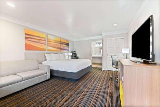 Days Inn by Wyndham San Diego Hotel Circle - San Diego - 1