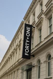 40 Plus 1 Hotel Vienna - Vienne - 9