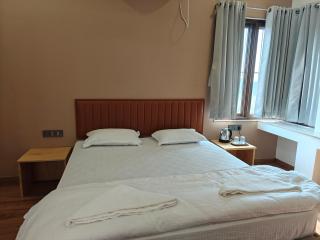Parin Hotel And Resort - Ratnagiri - 6