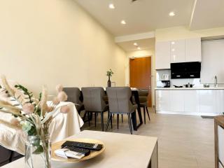 Elegant Urban Escape 3BDR Suite by Moka - 2