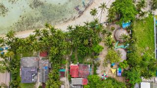 The Wooden Beach House 3br - Sunset Beach Garden - Taling Ngam - 0