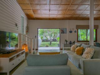 The Wooden Beach House 3br - Sunset Beach Garden - Taling Ngam - 4