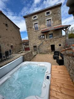 La Petite Toscane d'Auvergne - Isserteaux - 1