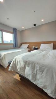 Hotel Moon - Jeju-stad - 7
