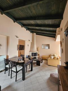 Marily's seaview suite with private JACUZZI and BBQ - Sparta - 1