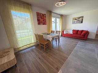 Villa ROSA seasonalflat Au RDC 80 rue Paul Vaillant Couturier Malakoff 92240 - 0