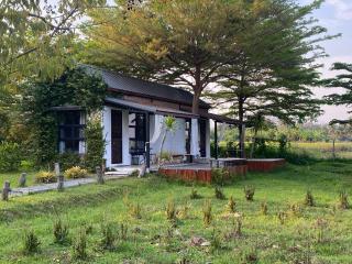 At HuG - 7