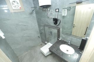 Hotel Zed- Near Delhi Airport - Nova Deli - 1