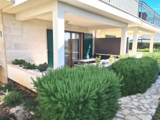 Swimming pool apartment 400m to beach - Apt Noa - Milna - 5