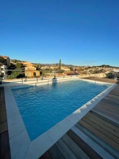 Appartement 2 chambres en rez de jardin avec piscine - Le Mourillon - 0