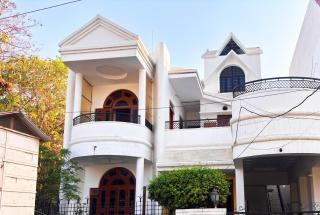 Jai Villa Homestay - 9