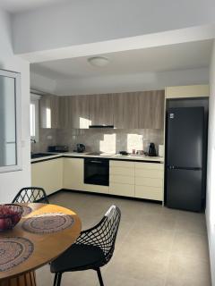 Serenity Apartment Grand - Engares - 5