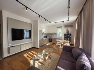 Peaceful 2bd apartment near Sveti Stefana - 0