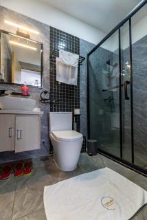 elegant beautifully furnished three bedroom apartment with heated swimming pool fully equipped gym ample parking space and children playing ground and unbeatable scenic city views - 4