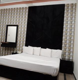 Hotel A-One - Multan - 6