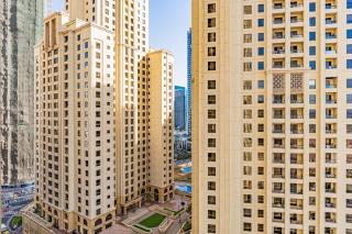 Cozy Beachside 1-bedroom in Murjan - 4