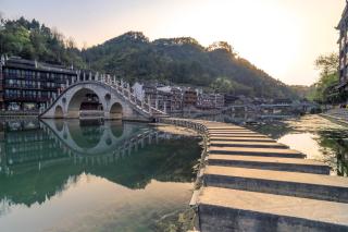 Phoenix Mandu River View Homestay - Fenghuang - 3