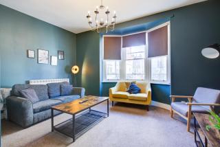 3 Mins Walk to the Beach Sleeps 9 - Brighton & Hove - 9