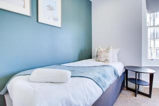 3 Mins Walk to the Beach Sleeps 9 - Brighton & Hove - 1