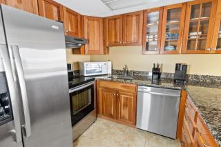 Ocean View 2-Bedroom Condo at Excalibur Perfect Coastal Getaway - Ocean City - 8