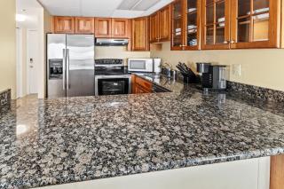 Ocean View 2-Bedroom Condo at Excalibur Perfect Coastal Getaway - 1