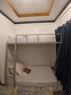 correa homestay - Corón - 4