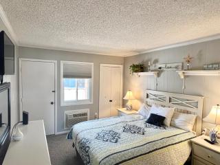 Spacious 3-Bedroom Ocean Block Condo in North Ocean City Steps to the Beach - Ocean City - 7