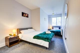 2 BR Flat 6 Mins From Heathrow Airport Flat 41 - Harmondsworth - 7