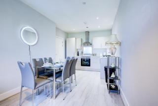 2 BR Flat 6 Mins From Heathrow Airport Flat 41 - Harmondsworth - 9