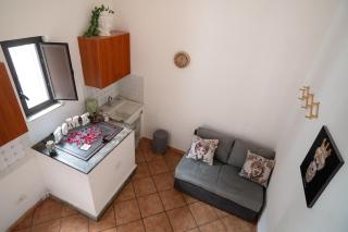 More House - 1