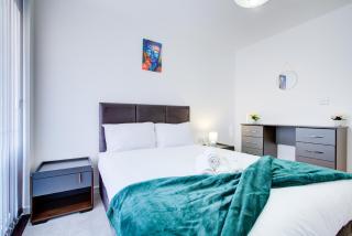 Canning Town 2BR Flat Sleeps 6 Free Parking - Londra - 8