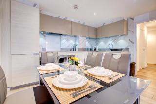 Canning Town 2BR Flat Sleeps 6 Free Parking - Londra - 6