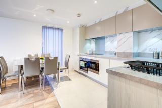 Canning Town 2BR Flat Sleeps 6 Free Parking - Londra - 2