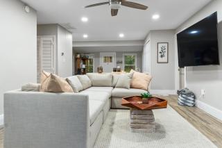 Charming Single-Family Home Between Ocean City & Assateague Island Pet-Friendly Retreat - 0