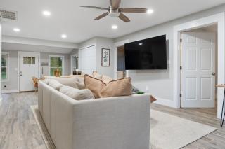 Charming Single-Family Home Between Ocean City & Assateague Island Pet-Friendly Retreat - Berlin - 5
