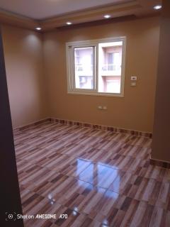 Empty room without furniture in an apartment - Banī Ghālib - 5
