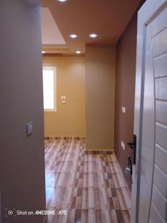 Empty room without furniture in an apartment - Banī Ghālib - 2