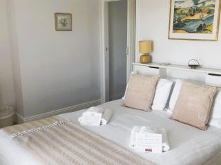 Coastguard Cottage - 1