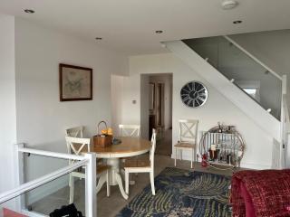 Ty Mary Llanstadwell Milford Haven Pembrokeshire - Llanstadwell - 5
