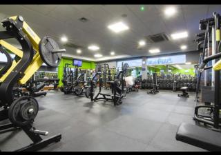 3 Bedrooms Apartment with security 24 hours - London - 5