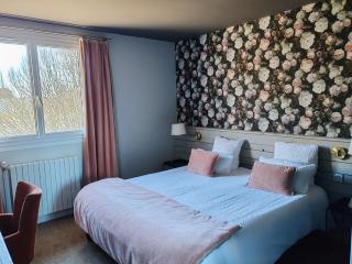 Logis Hotel - Restaurant Le Relais de Comodoliac - Saint-Junien - 9
