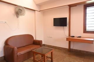 Bella Vagues By K Hotels - Chennai - 1
