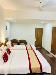 Hotel Grand Bee By Bestinn Leisure, Yeshwanthpur Junction - Bangalore - 4