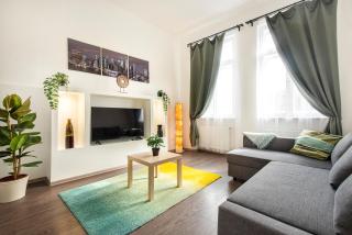 Simor Apartments 59 spacious home central location - Esztergom - 9