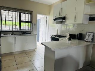 Sweet Daisies Apartment - 1